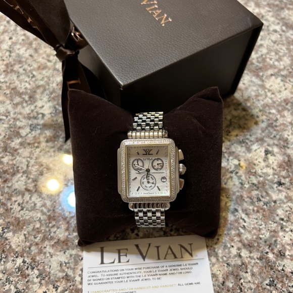 LE VIAN Chronograph women\'s diamond watch main image 4